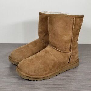 UGG Classic Short II Winter Boot, Chestnut Suede, Womens Size 6 M / 36